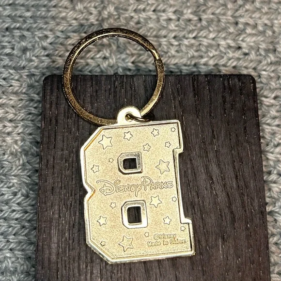 3/$10 Disney Parks Letter B Keychain - Picture 3 of 5